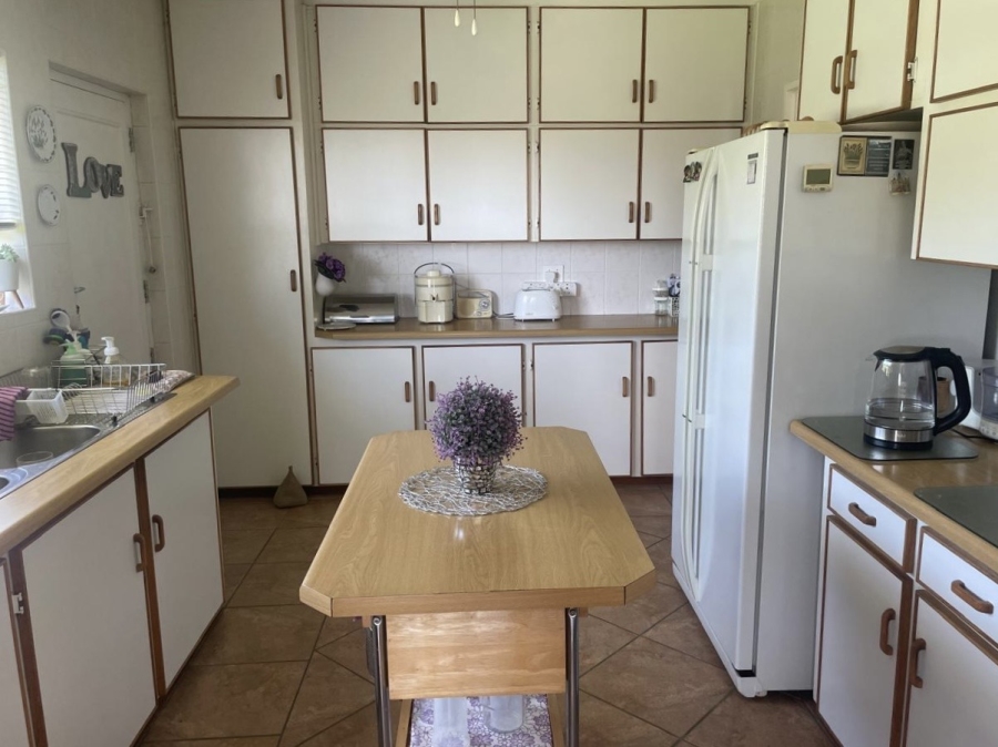 4 Bedroom Property for Sale in Beacon Bay Eastern Cape